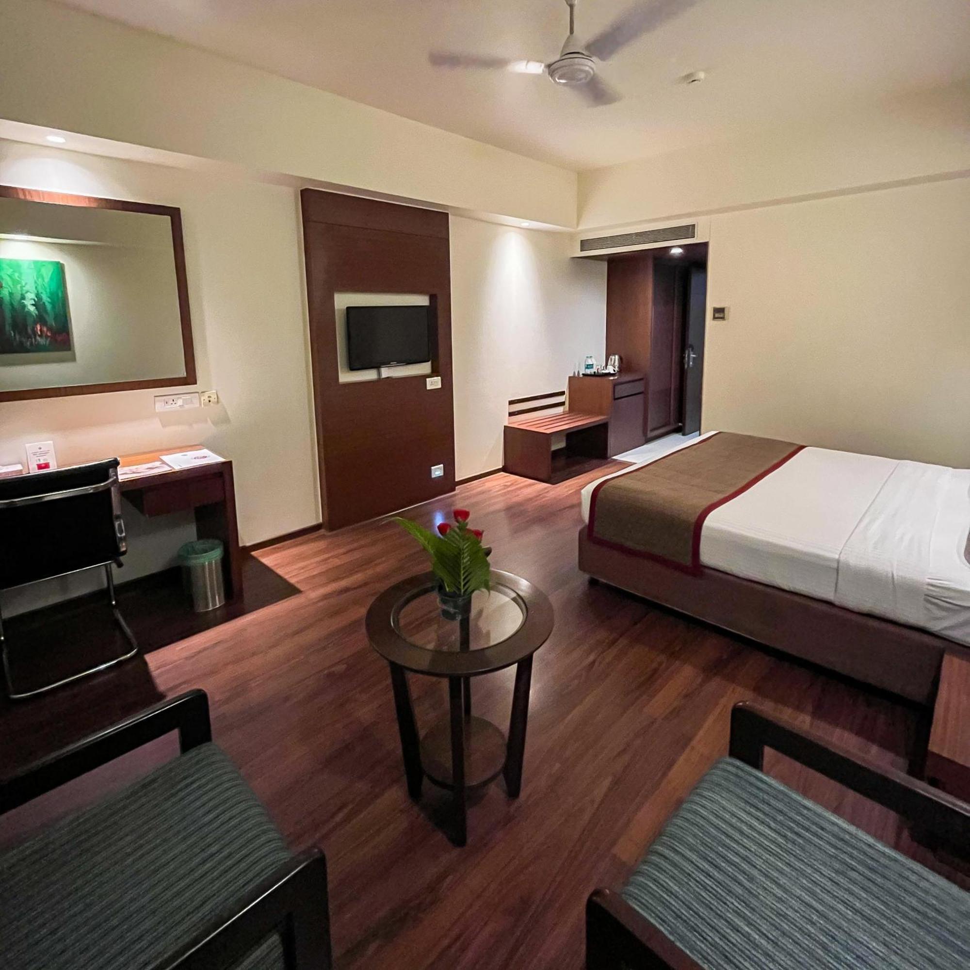 Ramee Panchshil Hotel Kolhapur Exterior photo