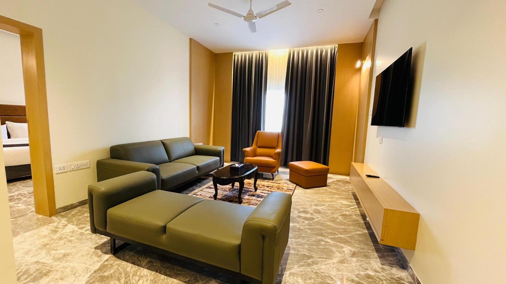 Ramee Panchshil Hotel Kolhapur Exterior photo