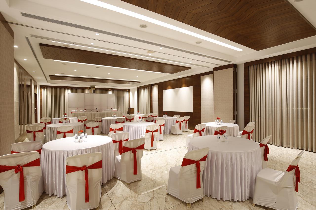 Ramee Panchshil Hotel Kolhapur Exterior photo